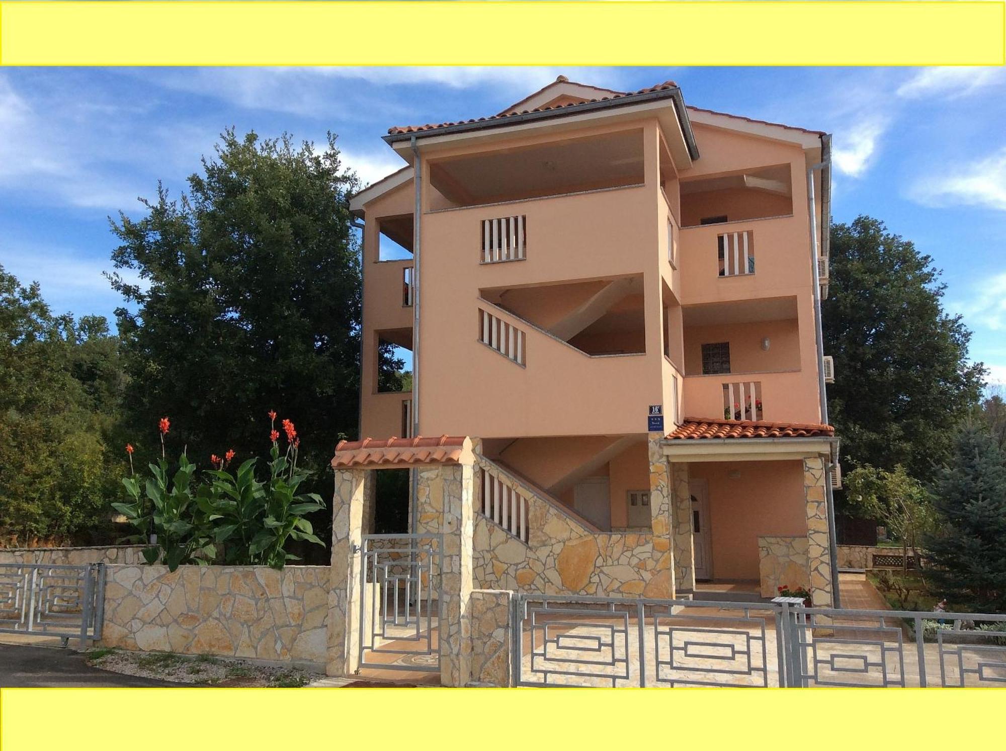 Apartments Coral, Klimno, Island Krk Eksteriør billede